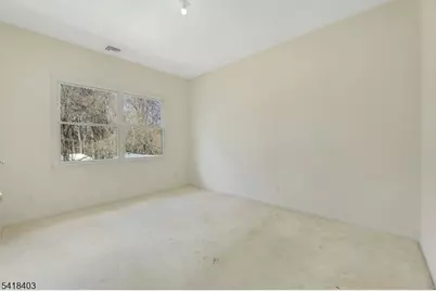 62 E Crescent Ave, Mahwah, NJ 07430 - Photo 28