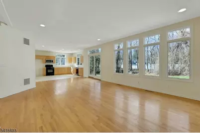 62 E Crescent Ave, Mahwah, NJ 07430 - Photo 14