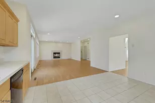 62 E Crescent Ave, Mahwah, NJ 07430 - Photo 10