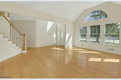 62 E Crescent Ave, Mahwah, NJ 07430 - Photo 6