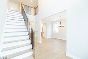 7 Altamont Rd, Edison Twp., NJ 08817 - Photo 4