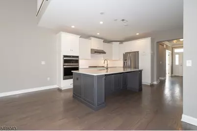 76 Van Cleef Dr, Readington Twp., NJ 08889 - Photo 4