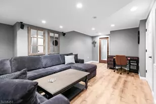 1 Vanderveer Dr, Bernards Township, NJ 07920 - Photo 34