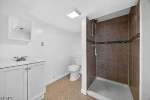 340 Old Post Rd, Edison, NJ 08817 - Photo 14