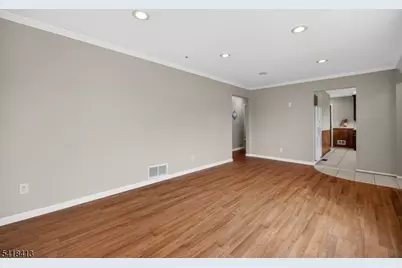 340 Old Post Rd, Edison, NJ 08817 - Photo 4