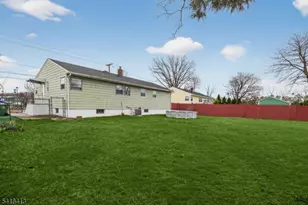 340 Old Post Rd, Edison, NJ 08817 - Photo 24