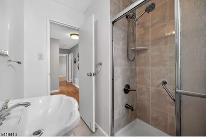 340 Old Post Rd, Edison, NJ 08817 - Photo 16