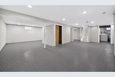 340 Old Post Rd, Edison, NJ 08817 - Photo 22