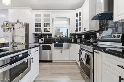 346 Harding Ave, Clifton, NJ 07011 - Photo 4