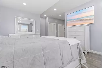 346 Harding Ave, Clifton, NJ 07011 - Photo 8