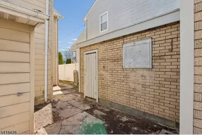 1928 Bond St, Rahway, NJ 07065 - Photo 20