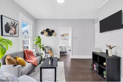 9 Lindsley Pl, East Orange, NJ 07018 - Photo 8