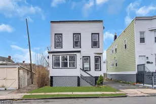 9 Lindsley Pl, East Orange, NJ 07018 - Photo 2