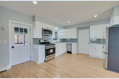 34 Tillman St, Raritan, NJ 08869 - Photo 6