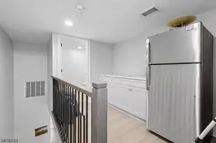 6 Marion Ave, Cliffside Park, NJ 07010 - Photo 20