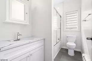 6 Marion Ave, Cliffside Park, NJ 07010 - Photo 18