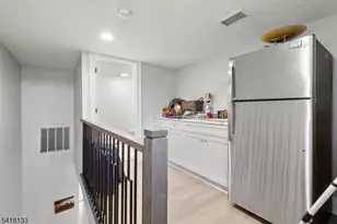 6 Marion Ave, Cliffside Park, NJ 07010 - Photo 20