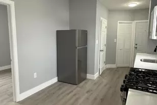 23 Martin Luther King Jr Bv, Newark, NJ 07104 - Photo 2