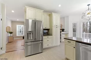 44 Linberger Dr, Bridgewater, NJ 08807 - Photo 8