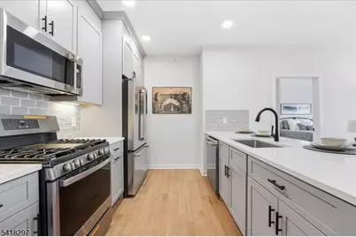 660 Bloomfield Ave #406, Bloomfield, NJ 07003 - Photo 6