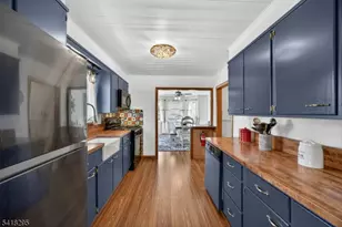 13 Pautuck Rd, Vernon Twp., NJ 07422 - Photo 2