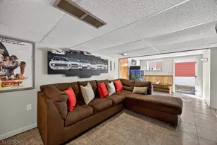 13 Pautuck Rd, Vernon Twp., NJ 07422 - Photo 40