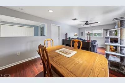 2 Caryn Pl, Fairfield, NJ 07004 - Photo 20