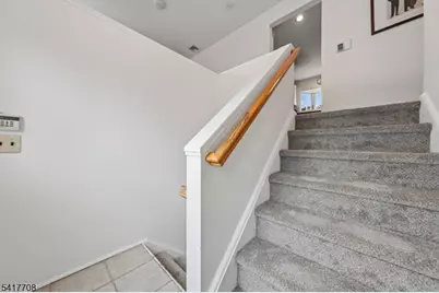 2 Caryn Pl, Fairfield, NJ 07004 - Photo 18