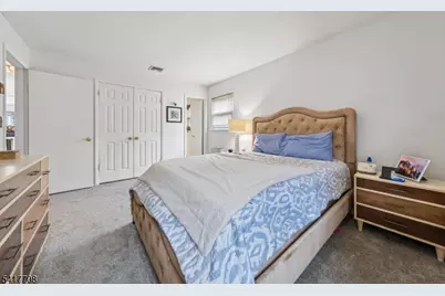 2 Caryn Pl, Fairfield, NJ 07004 - Photo 12