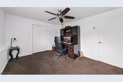 2 Caryn Pl, Fairfield, NJ 07004 - Photo 30