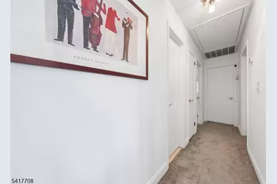 2 Caryn Pl, Fairfield, NJ 07004 - Photo 10