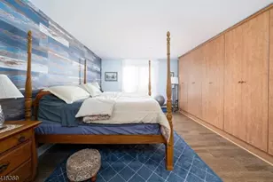 10081 Shearwater Ct, Jersey City, NJ 07305 - Photo 14