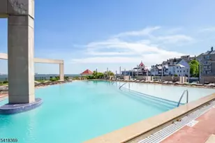 10081 Shearwater Ct, Jersey City, NJ 07305 - Photo 28