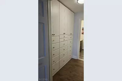 10081 Shearwater Ct #81, Jersey City, NJ 07305 - Photo 14