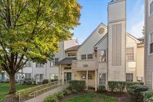 11 Evergreen Dr, Clifton, NJ 07014 - Photo 2