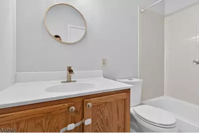 11 Evergreen Dr #63, Clifton, NJ 07014 - Photo 12