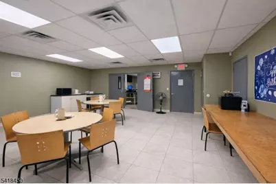 10 Race St, North Plainfield, NJ 07060 - Photo 16