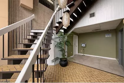 10 Race St, North Plainfield, NJ 07060 - Photo 2