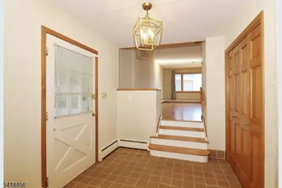 240 Twin Oaks Ter, Westfield, NJ 07090 - Photo 4