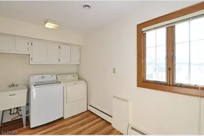 240 Twin Oaks Ter, Westfield, NJ 07090 - Photo 10