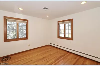 240 Twin Oaks Ter, Westfield, NJ 07090 - Photo 28