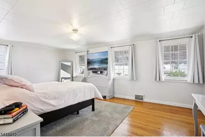 6 Garden Ct, Garfield, NJ 07026 - Photo 22