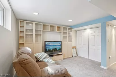 6 Garden Ct, Garfield, NJ 07026 - Photo 28