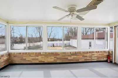 6 Garden Ct, Garfield, NJ 07026 - Photo 18