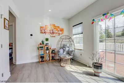 7 Troy Ln, Roxbury Township, NJ 07850 - Photo 6