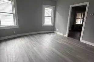 25 W 15th St, Linden, NJ 07036 - Photo 2