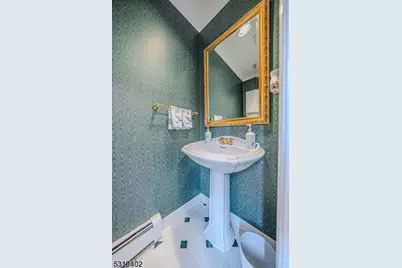 6 Magnolia Ln, Caldwell, NJ 07006 - Photo 22