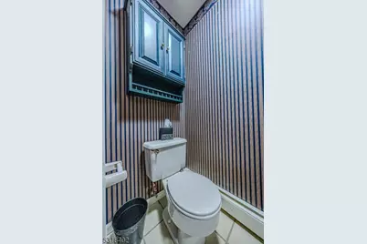 6 Magnolia Ln, Caldwell, NJ 07006 - Photo 8