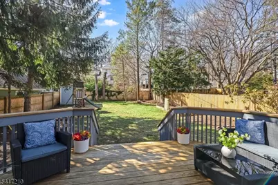 82 Essex Ave, Glen Ridge, NJ 07028 - Photo 26