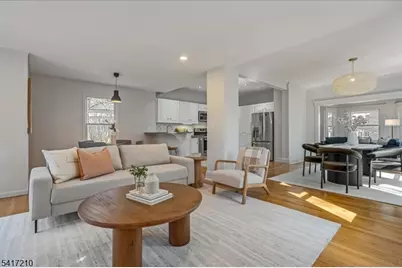 82 Essex Ave, Glen Ridge, NJ 07028 - Photo 12